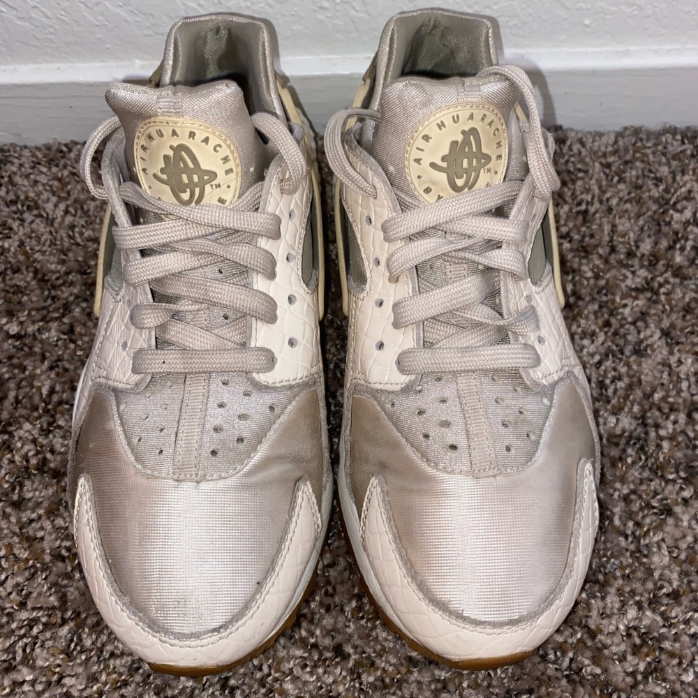 Women Nike Air Huaraches